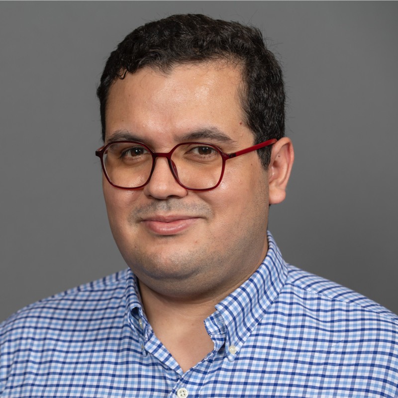Professional headshot of Hugo Novales Contreras